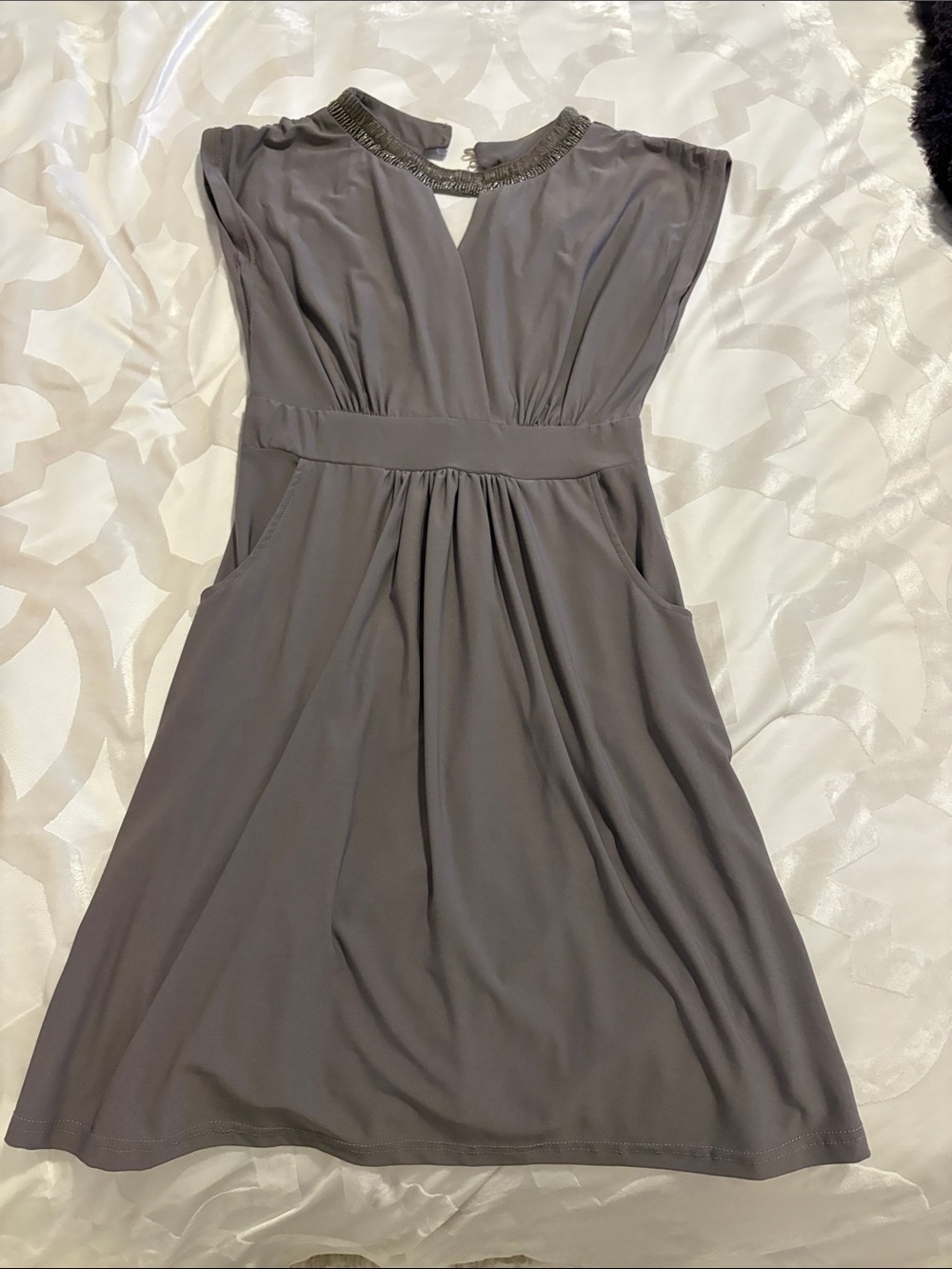 Women's Grey Sleeveless Gathered Waist Dress